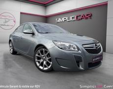 Opel Insignia A Saint-Martin-de-Fontenay