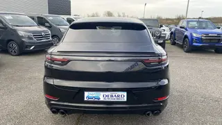 Porsche Cayenne  - photo 2