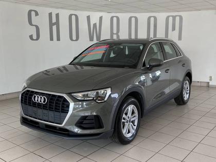 Audi Q3 - 45 TFSIe 245 ch S tronic 6 Business line - 30 900 €