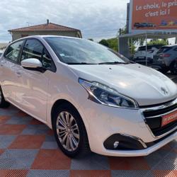 Peugeot 208 1.2 PURETECH 82 ACTIVE Sa&iuml;x