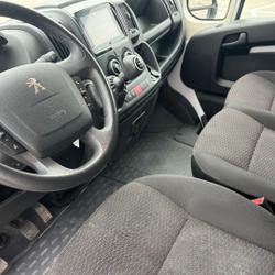 Peugeot Boxer 3.0 T L2H2 BLUEHDI 120 Mions