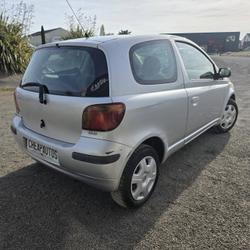 Toyota Yaris 65 VVT-i Luna 5p Quelaines-Saint-Gault