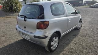 Toyota Yaris  - Luna - photo 2