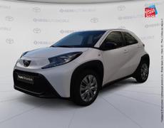 Toyota Aygo X - 1.0 VVT-i 72ch Dynamic MY24 - 15 999 €