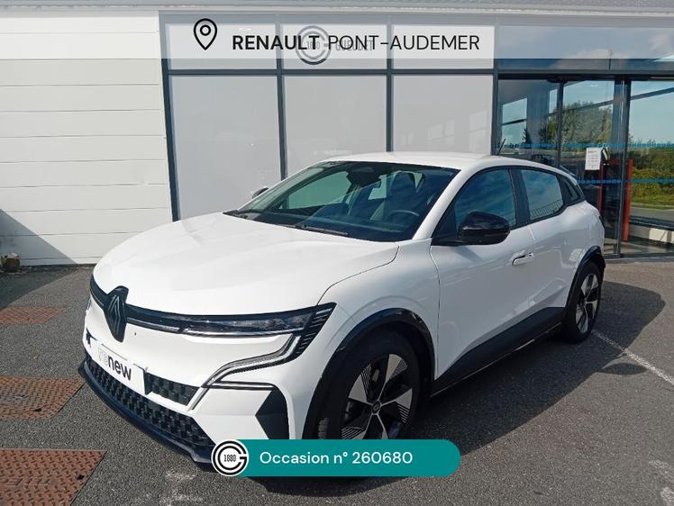 Renault Megane E-Tech  - 20 990 €