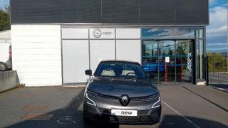 Renault Megane E-Tech  - photo 2