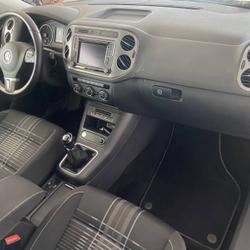 Volkswagen Tiguan 2.0 TDI 110 FAP BlueMotion Technology S&eacute;rie Sp&eacute;ciale Lounge Saint-Jean-de-Monts