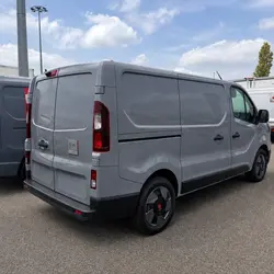Renault Trafic L1H1 DCI 150 3T RED RENAULT TRUCKS Chanas