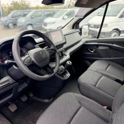 Renault Trafic L1H1 DCI 150 3T RED RENAULT TRUCKS Chanas