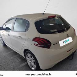 Peugeot 208 208 PureTech 82ch S&S BVM5 Signature Caen