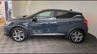 Renault Captur  - photo 1