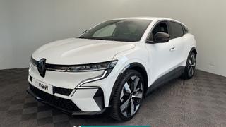Renault Megane E-Tech  - photo 0