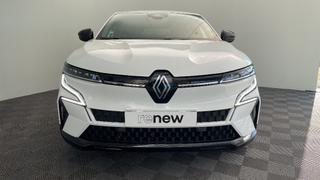 Renault Megane E-Tech  - photo 2