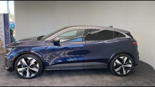 Renault Megane E-Tech  - photo 1