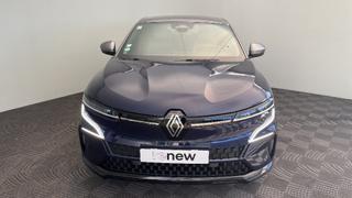 Renault Megane E-Tech  - photo 2