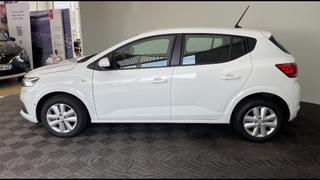 Dacia Sandero  - photo 1