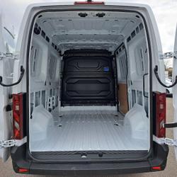 Renault Master 3T5 L2H2 BLUE DCI 150 Chanas