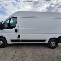 Citroen Jumper JUMPER TOLE 33 L2H2 BLUEHDi 130 BVM6 CONFORT Sainte-Luce-sur-Loire