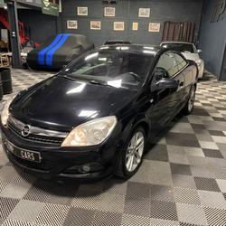 Opel Astra TWIN TOP 1.9 CDTI LINEA ROSSA 150ch Le Mans