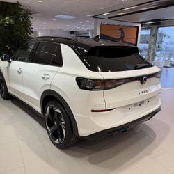 Volkswagen T-Roc T-Roc 1.5 eTSI EVO2 Hybrid 150 ch DSG7 R-Line Besan&ccedil;on