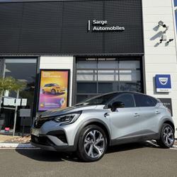 Renault Captur R.S. line mild hybrid 140 Sarg&eacute;-l&egrave;s-le-Mans