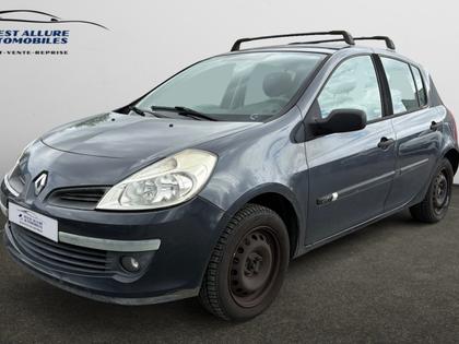 Renault Clio 3 - 1.5 dCi 70 Pack Authentique - 3 990 €