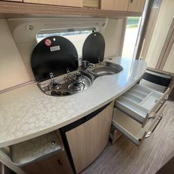 Caravane Hobby 440SF Pac&eacute;