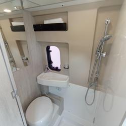 Fourgon Roller team CITROEN LIVINGSTONE 2 JUMPER 2.2L HDI - 140 Pac&eacute;