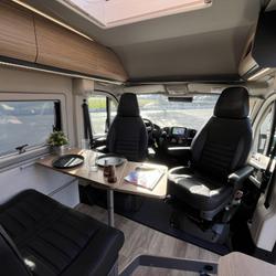 Fourgon Bavaria FIAT DUCATO 2.2L JTD -140 BVA occasion - Pac&eacute; - photo 2/18