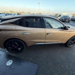 DS DS4 E-TENSE 225ch Performance Line + S&eacute;n&eacute;