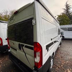 Fourgon Mc Louis FIAT 140 CV DUCATO La Balme-de-Sillingy