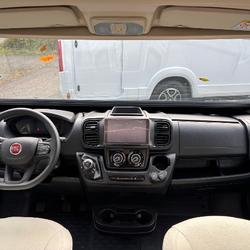 Fourgon Mc Louis FIAT 140 CV DUCATO La Balme-de-Sillingy