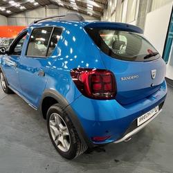Dacia Sandero II (B52) 0.9 TCe 90ch Stepway Guipavas