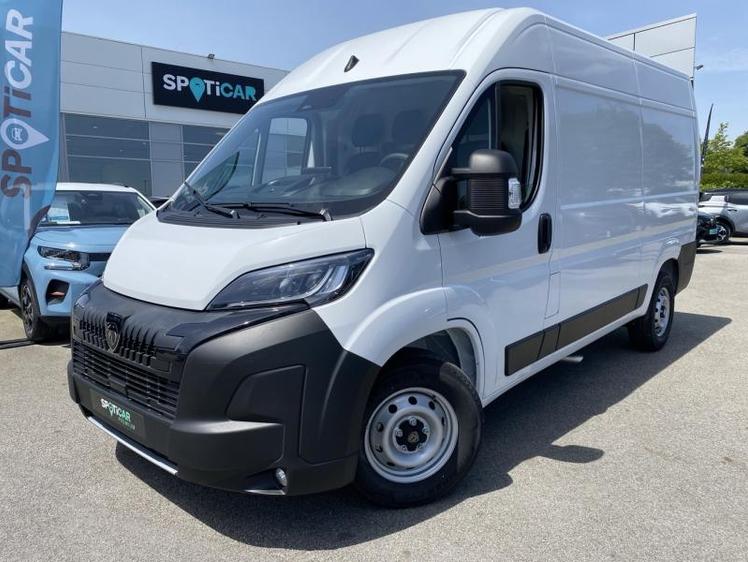 Peugeot Boxer  - 32 900 €