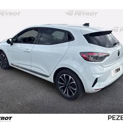Renault Clio 5 Clio E-Tech full hybrid 145 ch GSR2 Techno P&eacute;zenas