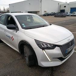 Peugeot e-208 208 ELECTRIQUE 50 KWH 136 ACTIVE BUSINESS R Villefontaine