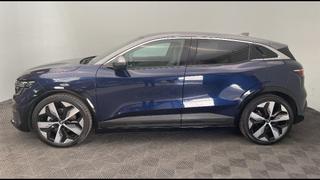 Renault Megane E-Tech  - photo 1