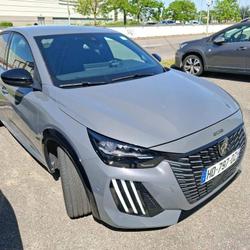 Peugeot 208 208 Hybrid 145 ch e-DCS6 GT Villefontaine