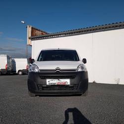 Citroen Berlingo 9 900&euro; HT 1.6 BlueHDi 100cv Club 3 Places Saint-Georges-Montcocq
