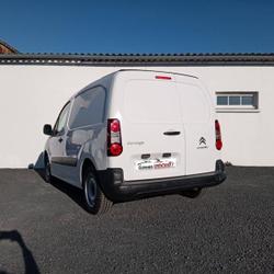 Citroen Berlingo 9 900&euro; HT 1.6 BlueHDi 100cv Club 3 Places Saint-Georges-Montcocq