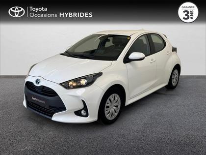 Toyota Yaris - 116h Dynamic Business 5p + Programme Beyond Zero Academy MY22 - 18 490 €