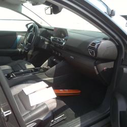 Citroen e-C4 e-C4 136 ch Automatique Shine Villefontaine