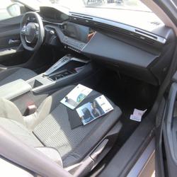 Peugeot 308 III Phase 1 308 Hybrid 145 e-DCS6 Style Villefontaine