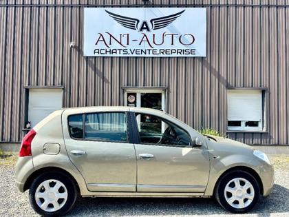 Dacia Sandero - 1.4 Laureate - 3 900 €