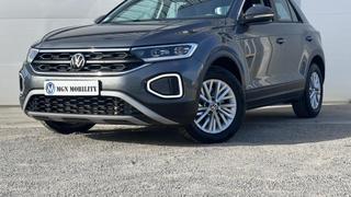Volkswagen T-Roc  - photo 0