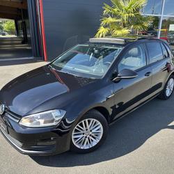 Volkswagen Golf 8 VII 1.2 TSI 105ch BlueMotion Technology Cup 5p Saint-Berthevin
