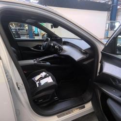 Peugeot 3008 Electrique 210 Batterie 73 kWh GT + ALCANTARA / POMPE A CHALEUR / TOIT OUVRANT occasion - Brest - photo 3/4