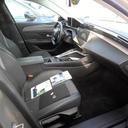 Peugeot 308 III Phase 1 1.2 Hybrid 145ch Allure e-DCS6 / ADML / CAMERA DE RECUL / NAV VISION occasion - Caudan - photo 3/5