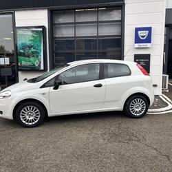Fiat Grande Punto 1.2 8v Team Sarg&eacute;-l&egrave;s-le-Mans