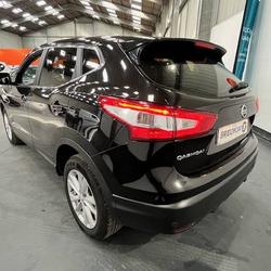 Nissan Qashqai II (J11) 1.6 DCI 130ch N-Connecta Guipavas
